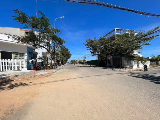 Cần bán 171m2 mặt tiền Nguyễn Chí Thanh cách biển 1km - Ảnh 3