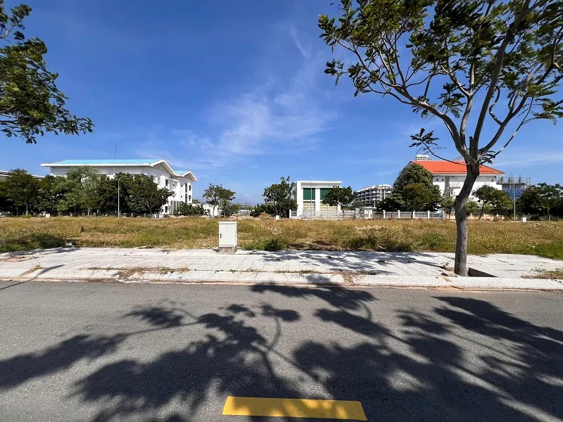 Chính chủ cần ra gấp lô đất biển Bình Sơn 93,76m2 giá chỉ 32tr/m2