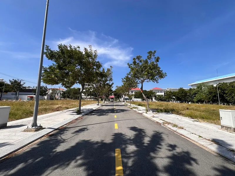 Chính chủ cần ra gấp lô đất biển Bình Sơn 93,76m2 giá chỉ 32tr/m2 - Ảnh 3