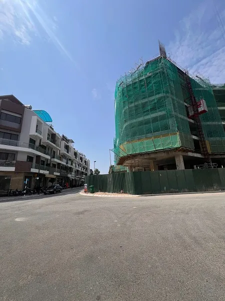 Chuyển nhượng nhà 4 tầng mặt tiền Trần Quang Diệu K1 chỉ 5,x tỷ