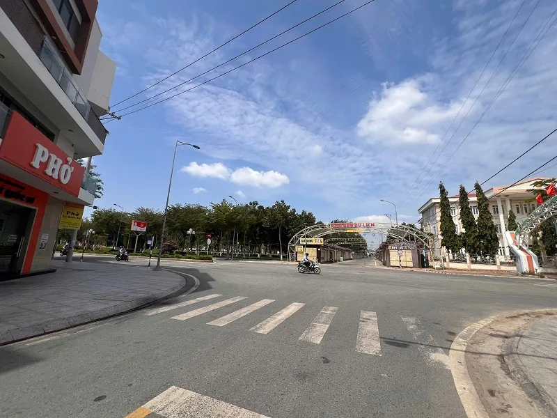 Chuyển nhượng nhà 4 tầng mặt tiền Trần Quang Diệu K1 chỉ 5,x tỷ - Ảnh 4