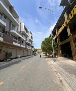 Chuyển nhượng nhà 4 tầng mặt tiền Trần Quang Diệu K1 chỉ 5,x tỷ