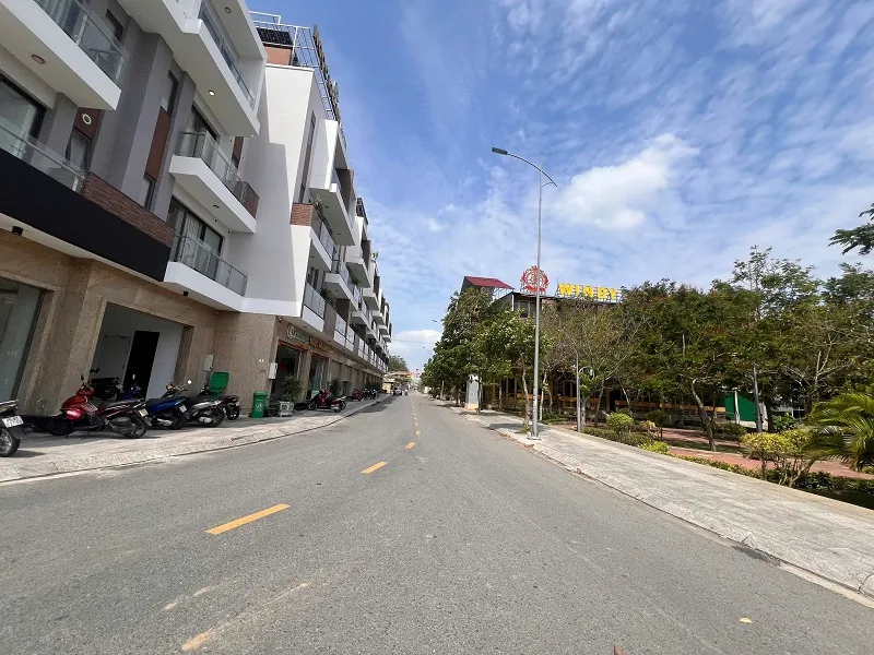 Chuyển nhượng nhà 4 tầng mặt tiền Trần Quang Diệu K1 chỉ 5,x tỷ - Ảnh 7